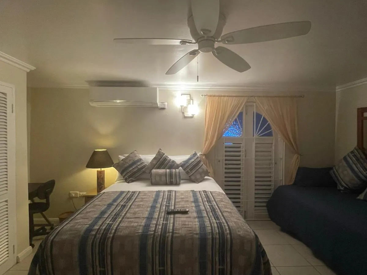 Apartment Hummingbird Retreat - Luxury Oceanview Apt, 7-Minute Walk To Beach Ocho Rios Jamaika