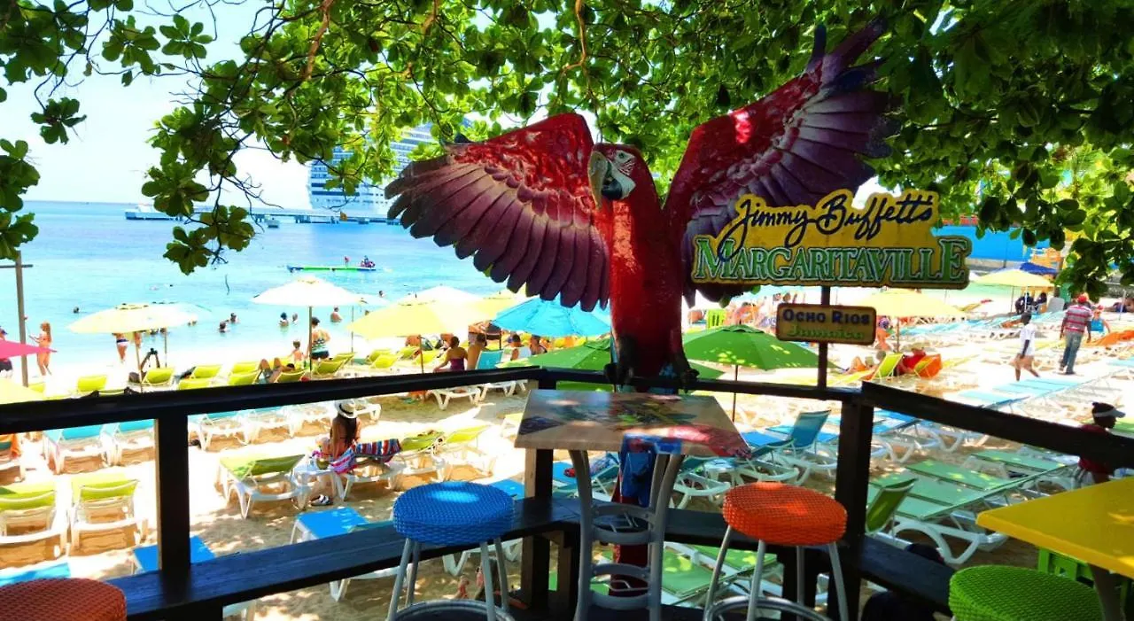 Hummingbird Retreat - Luxury Oceanview Apt, 7-Minute Walk To Beach Ocho Rios 0*,  Jamaica